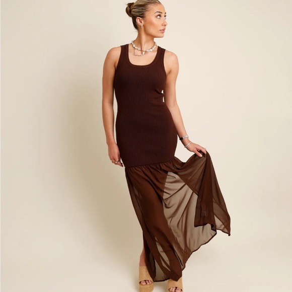 Brown Sleeveless Maxi Dress - Picture 4 of 5